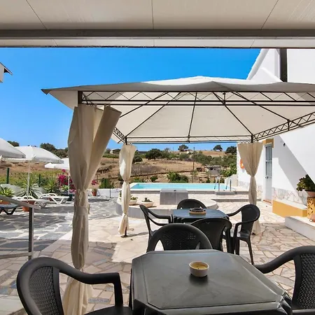 Casa Dos Jotas * Martinlongo