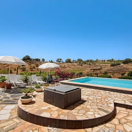 Casa Dos Jotas * Martinlongo