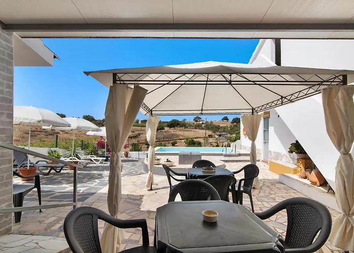 Casa Dos Jotas * Martinlongo